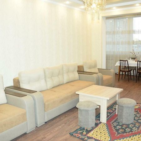 יירבאן Massiv Apt מראה חיצוני תמונה